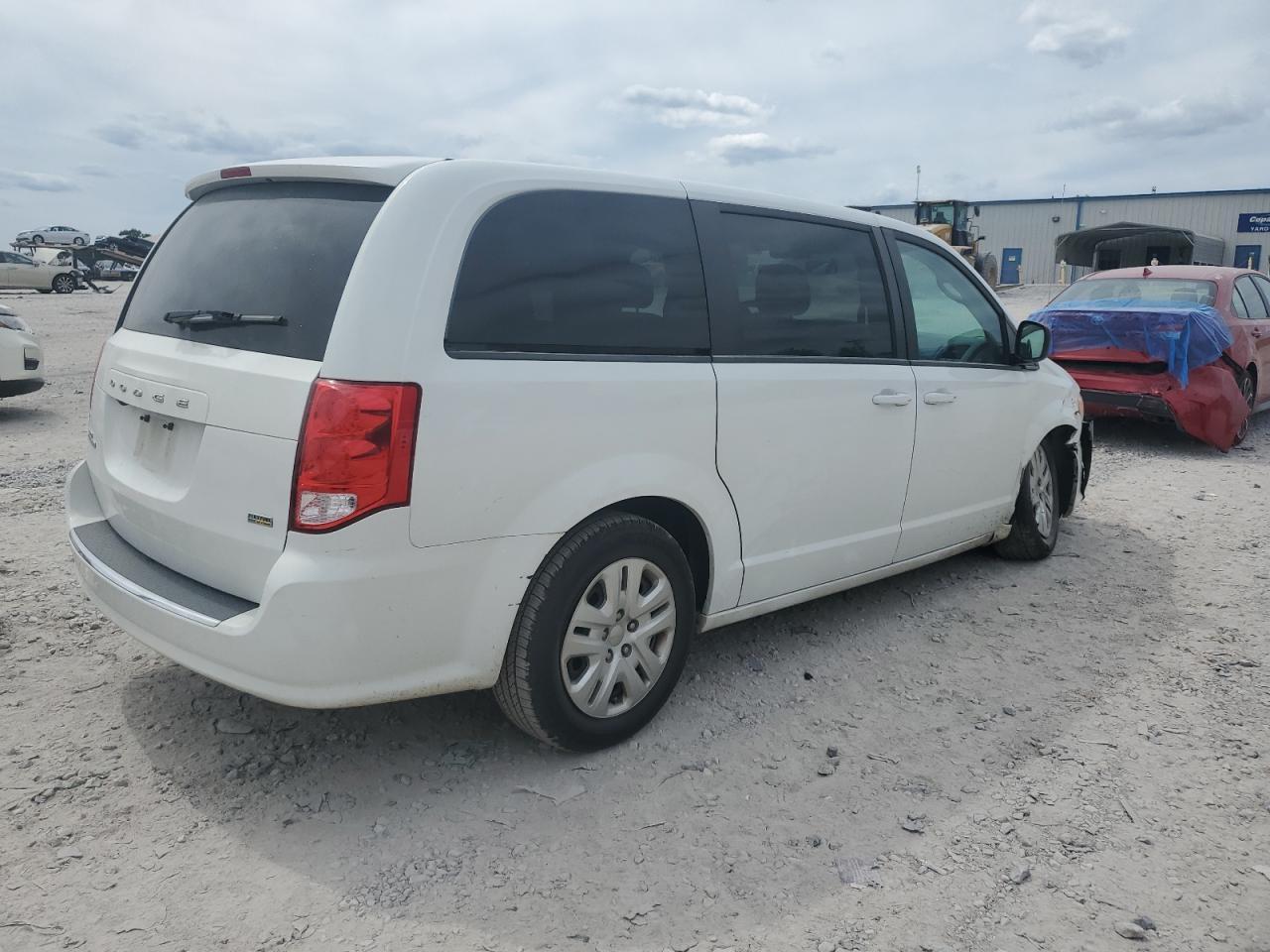2018 Dodge Grand Caravan Se - Image 3