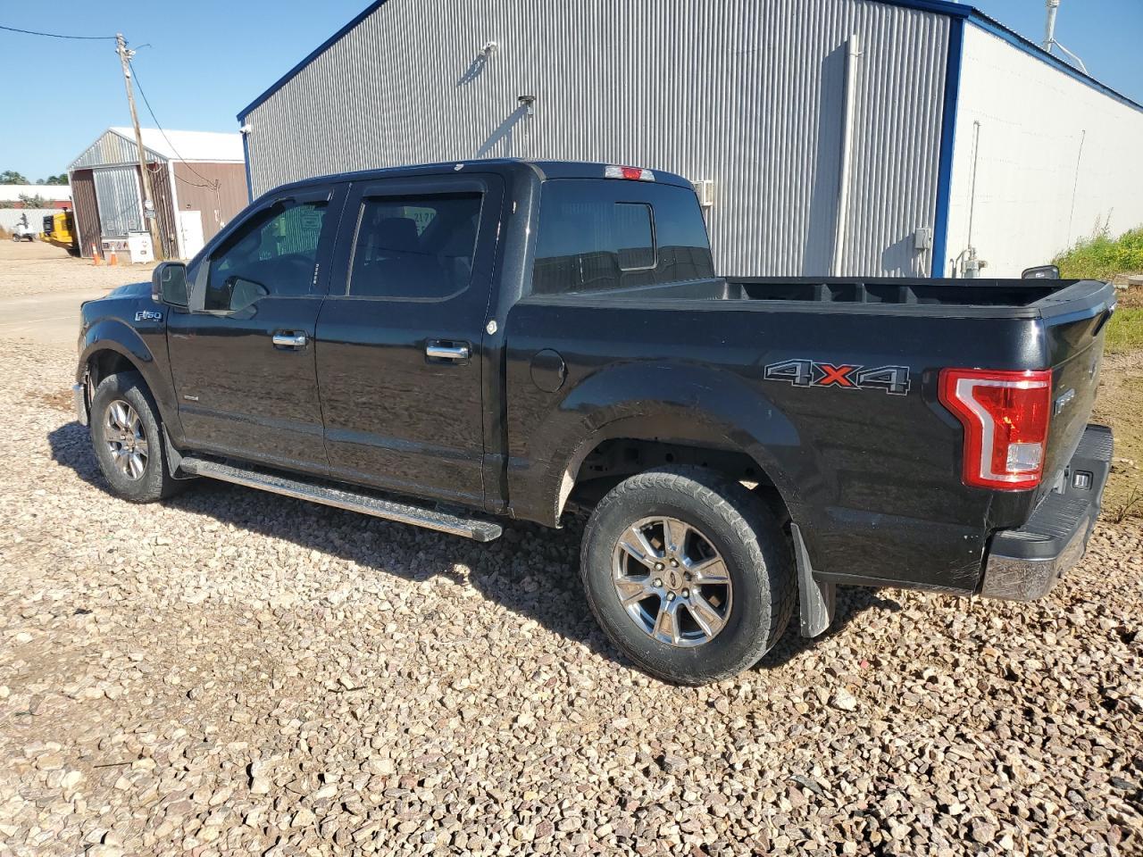 2015 Ford F150 Supercrew - Фото 2