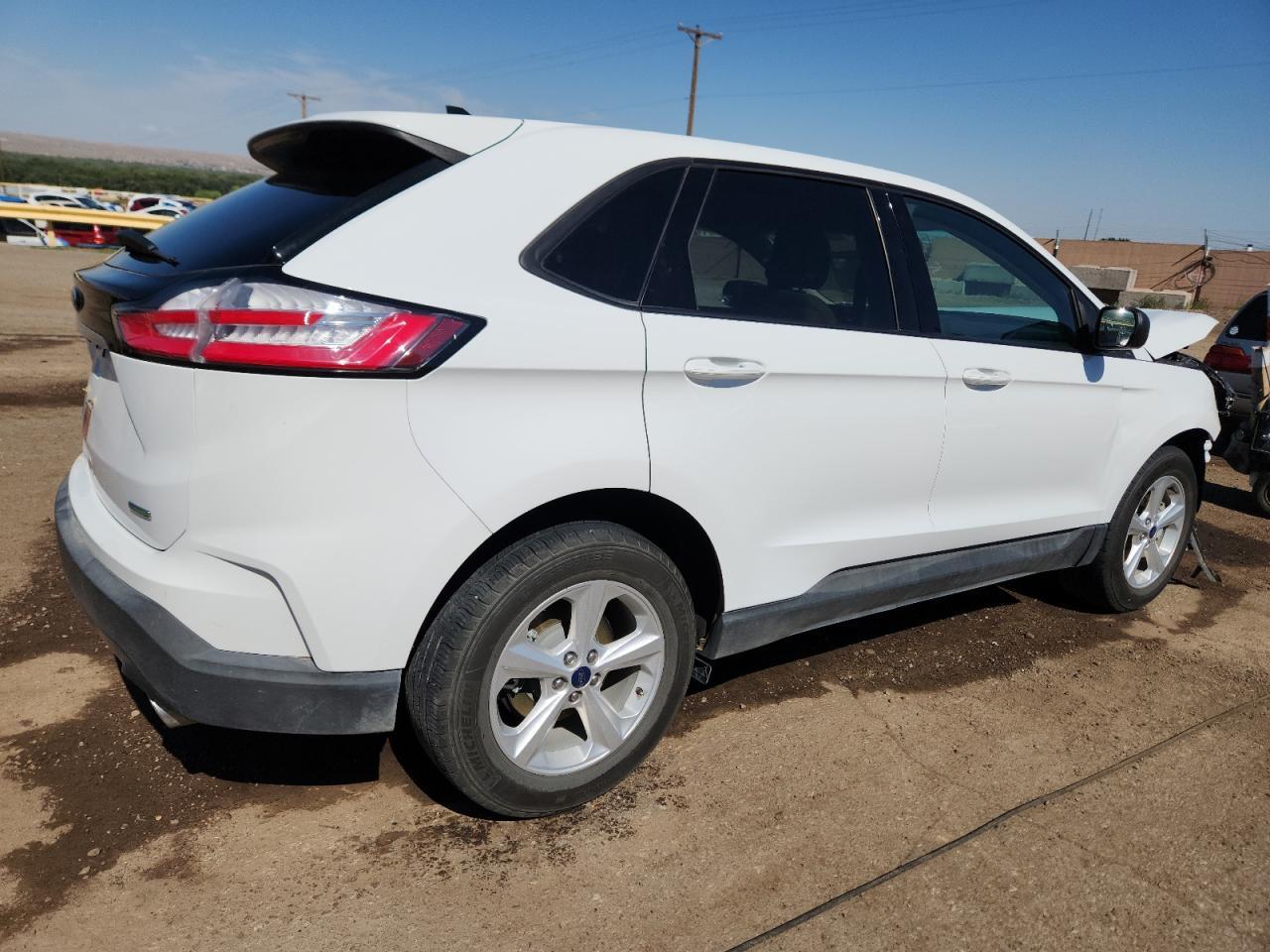 2019 Ford Edge Se - Фото 3