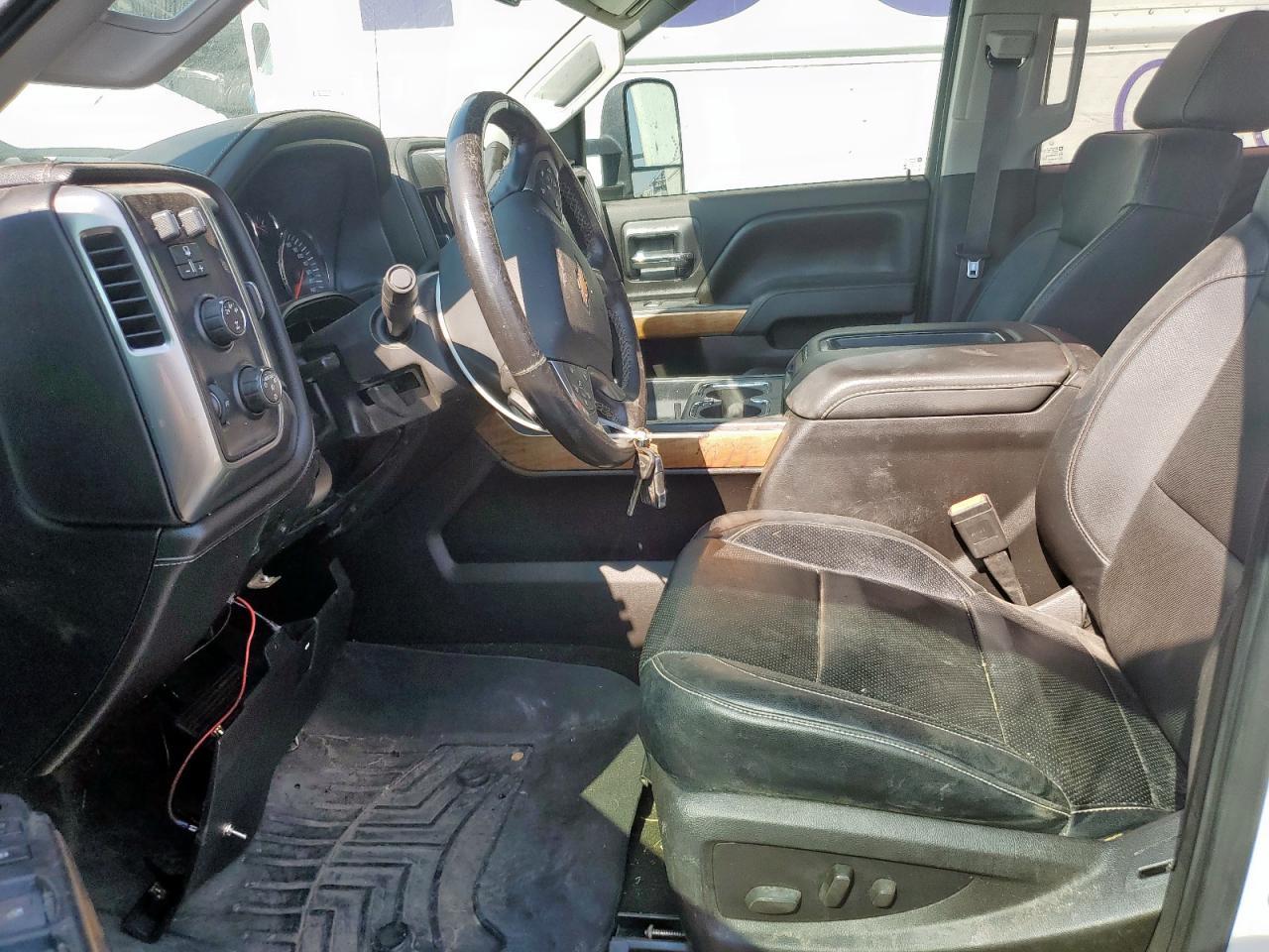 2015 Chevrolet Silverado K3500 Ltz - Image 7