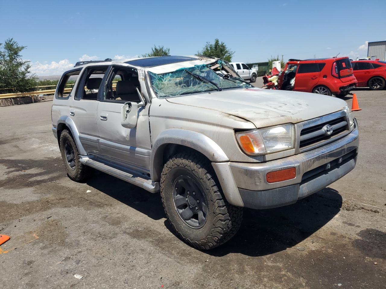 1997 Toyota 4Runner Limited - Image 4