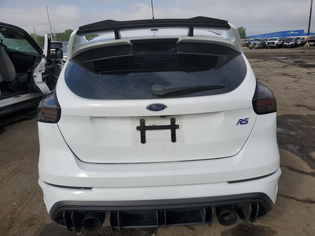 2017 Ford Focus Rs - Image 6