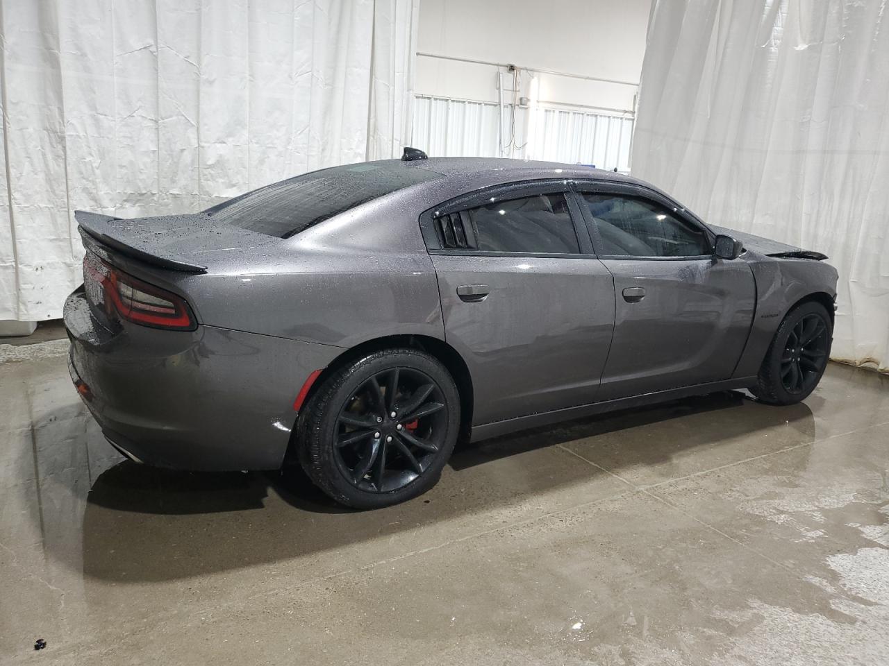 2016 Dodge Charger R - Фото 3