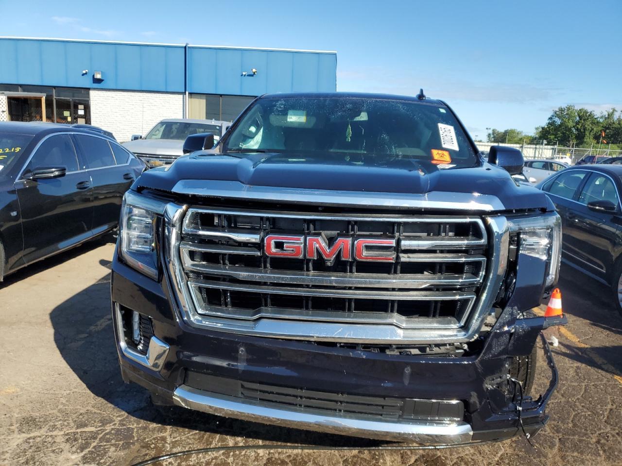 2024 GMC Yukon Xl K1500 Slt - Image 5