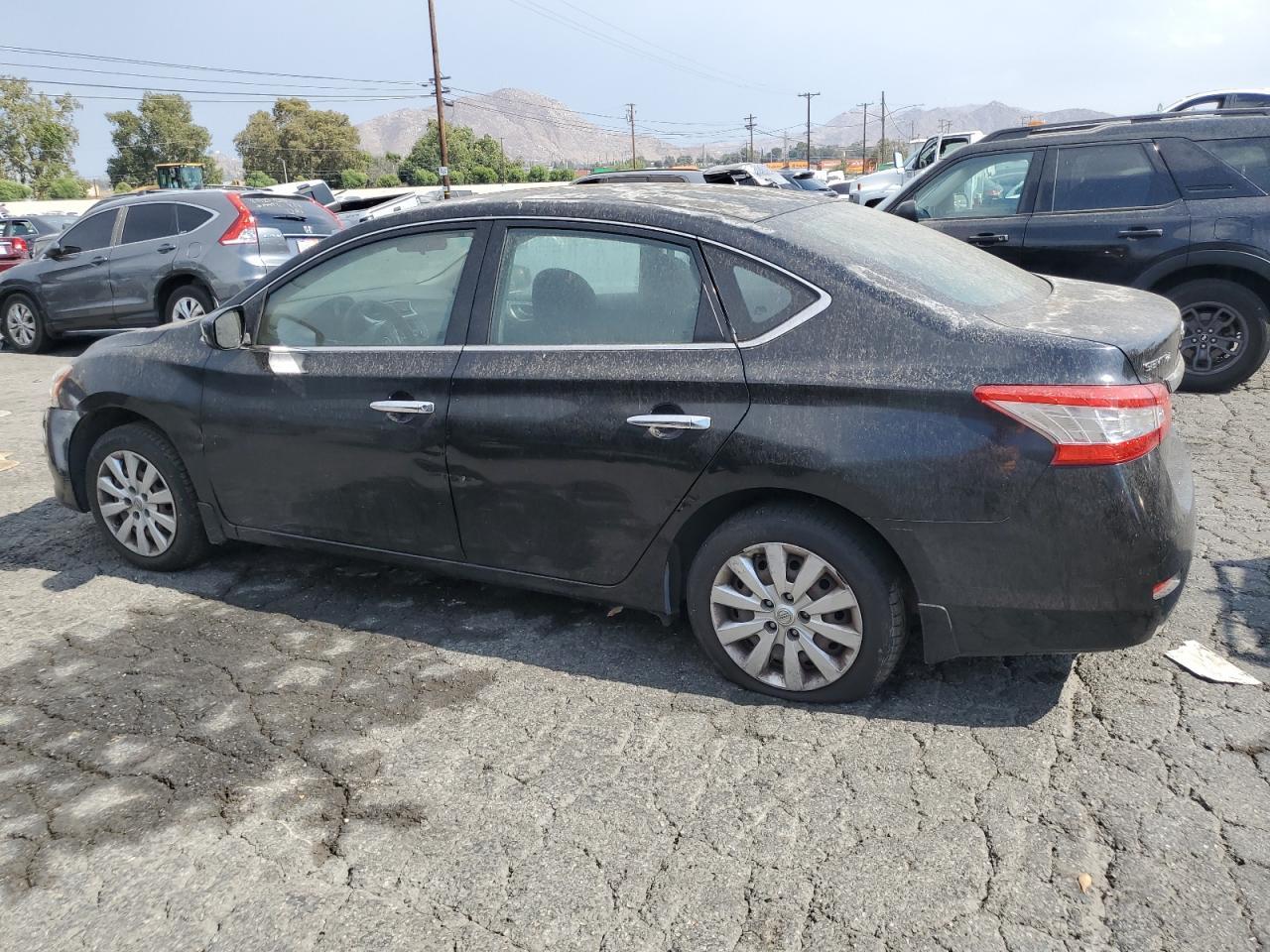 2015 Nissan Sentra S - Фото 2