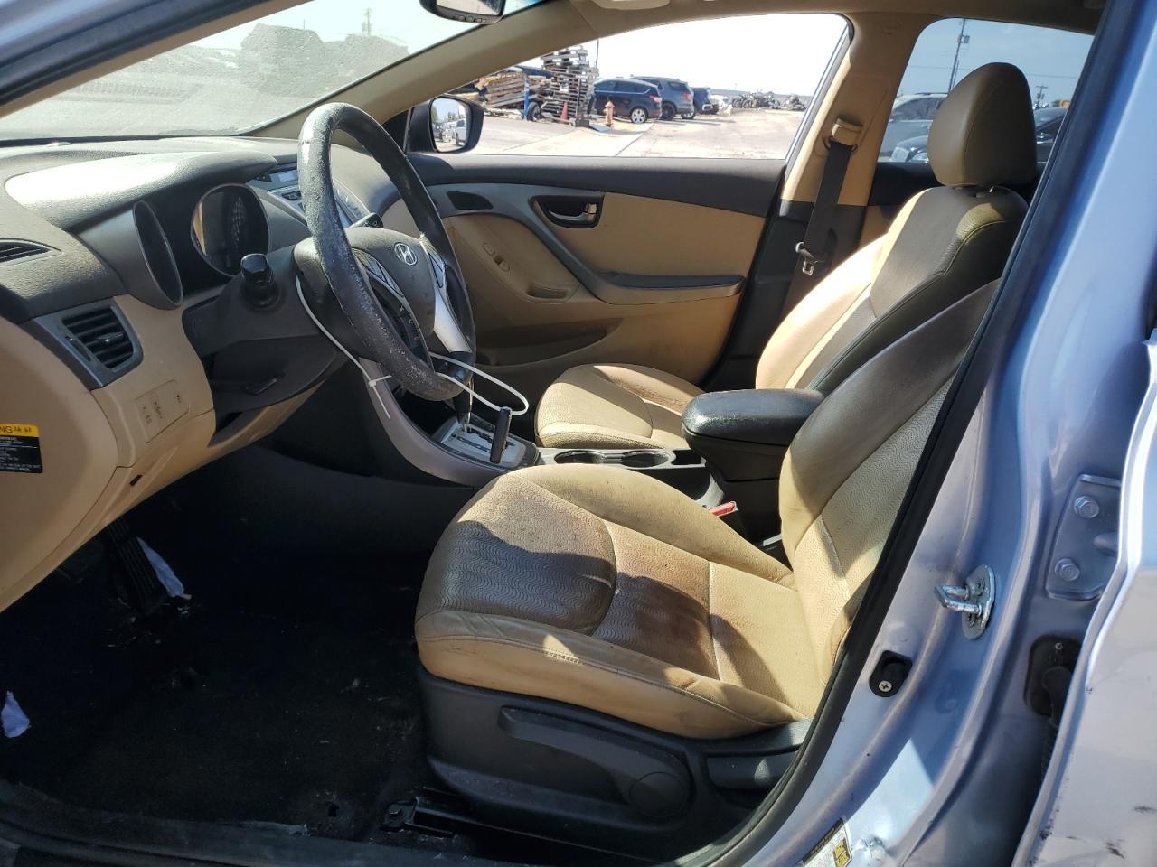 2012 Hyundai Elantra Gls - Фото 7
