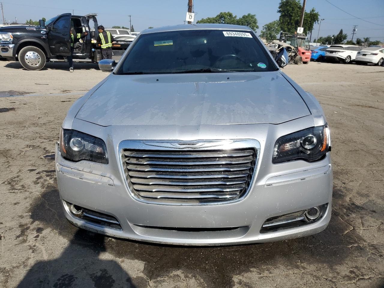 2012 Chrysler 300 Limited - Фото 5