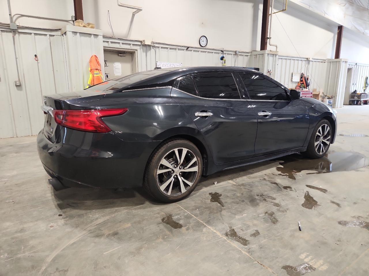 2016 Nissan Maxima 3.5S - Фото 3