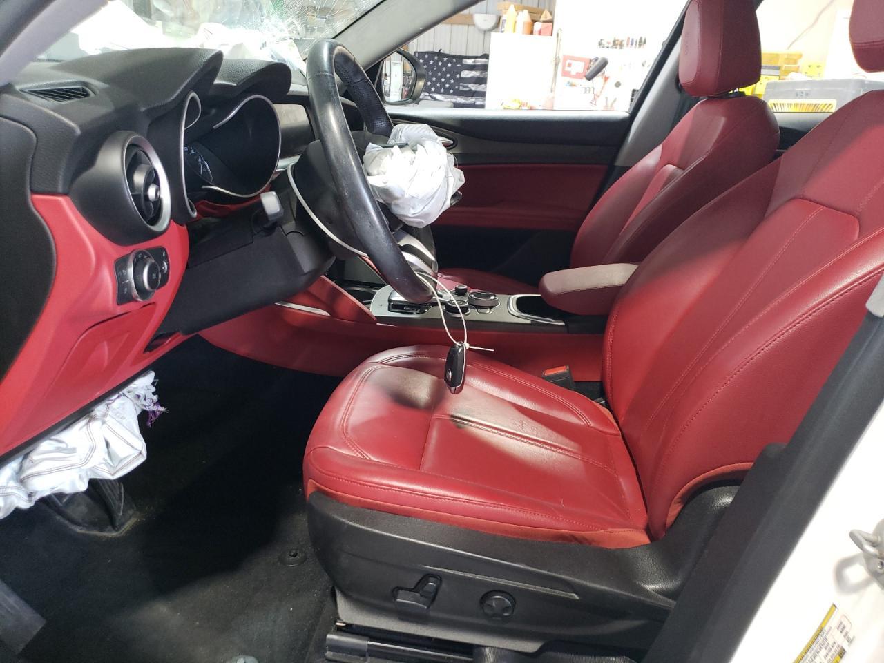 2020 Alfa Romeo Stelvio Ti - Фото 7