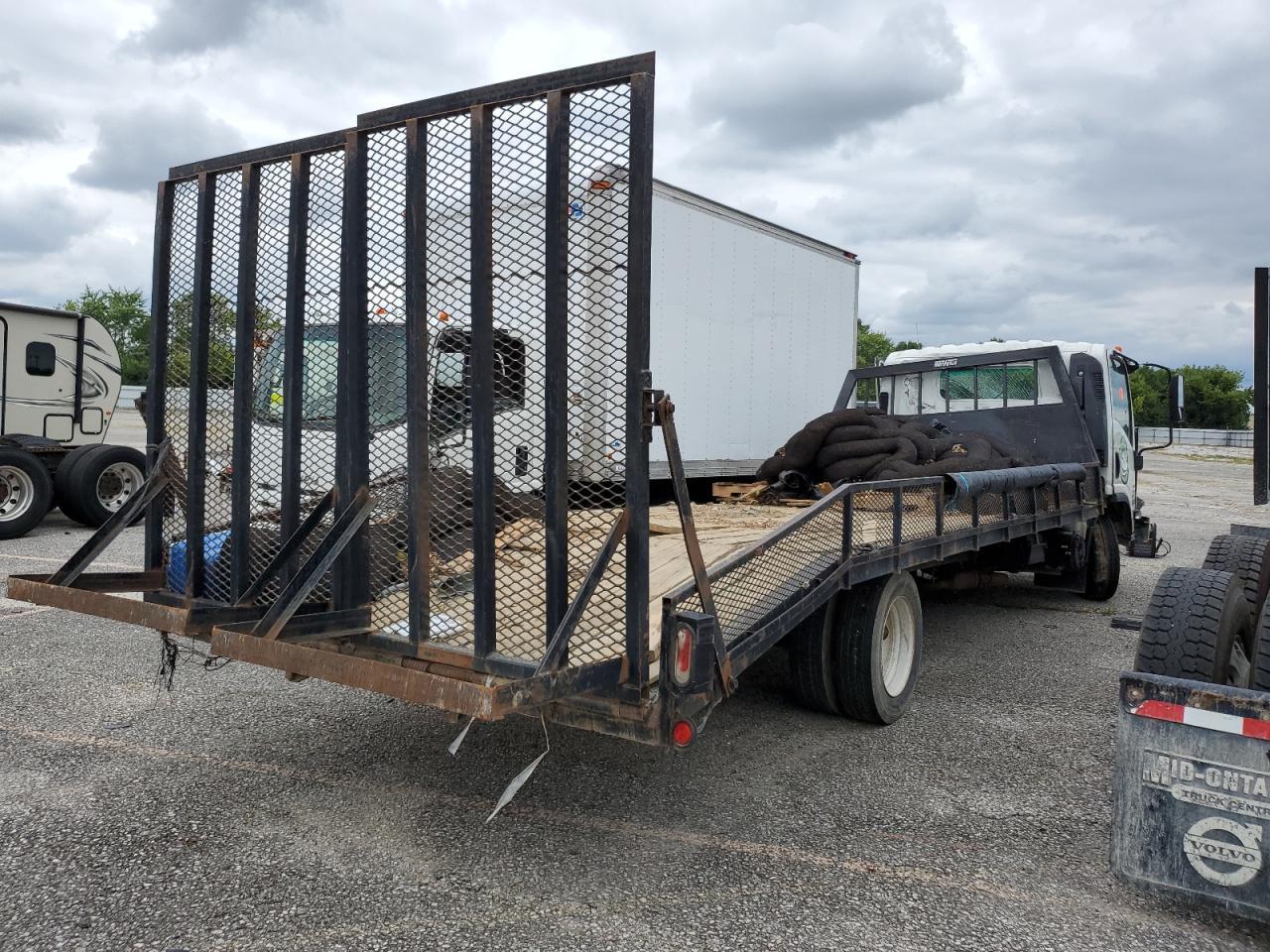 2019 Isuzu Npr-Hd Crew Cab Flatbed Truck - Image 4