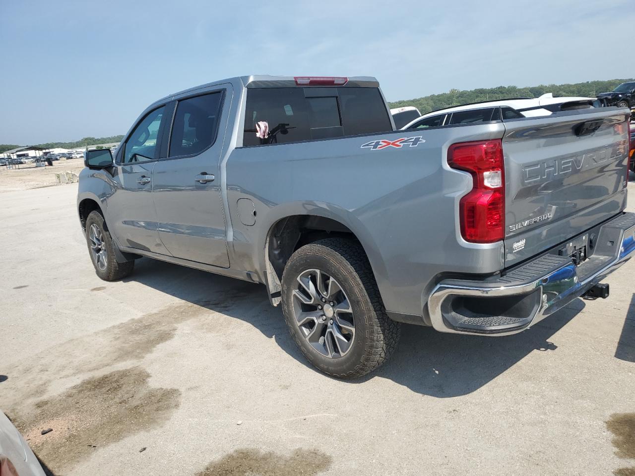2023 Chevrolet Silverado K1500 Lt - Фото 2