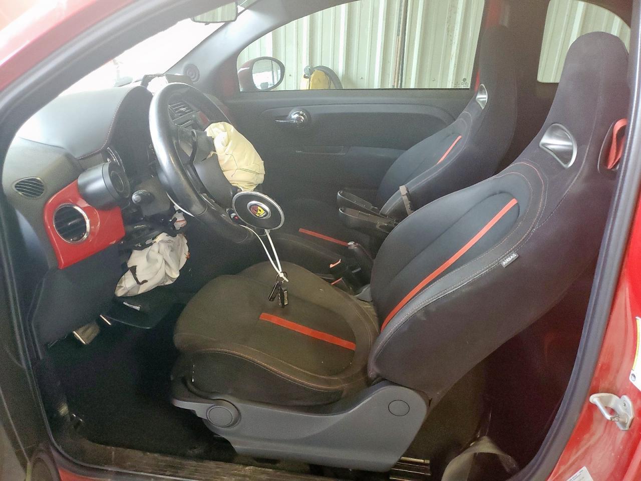 2015 Fiat 500 Abarth - Image 7