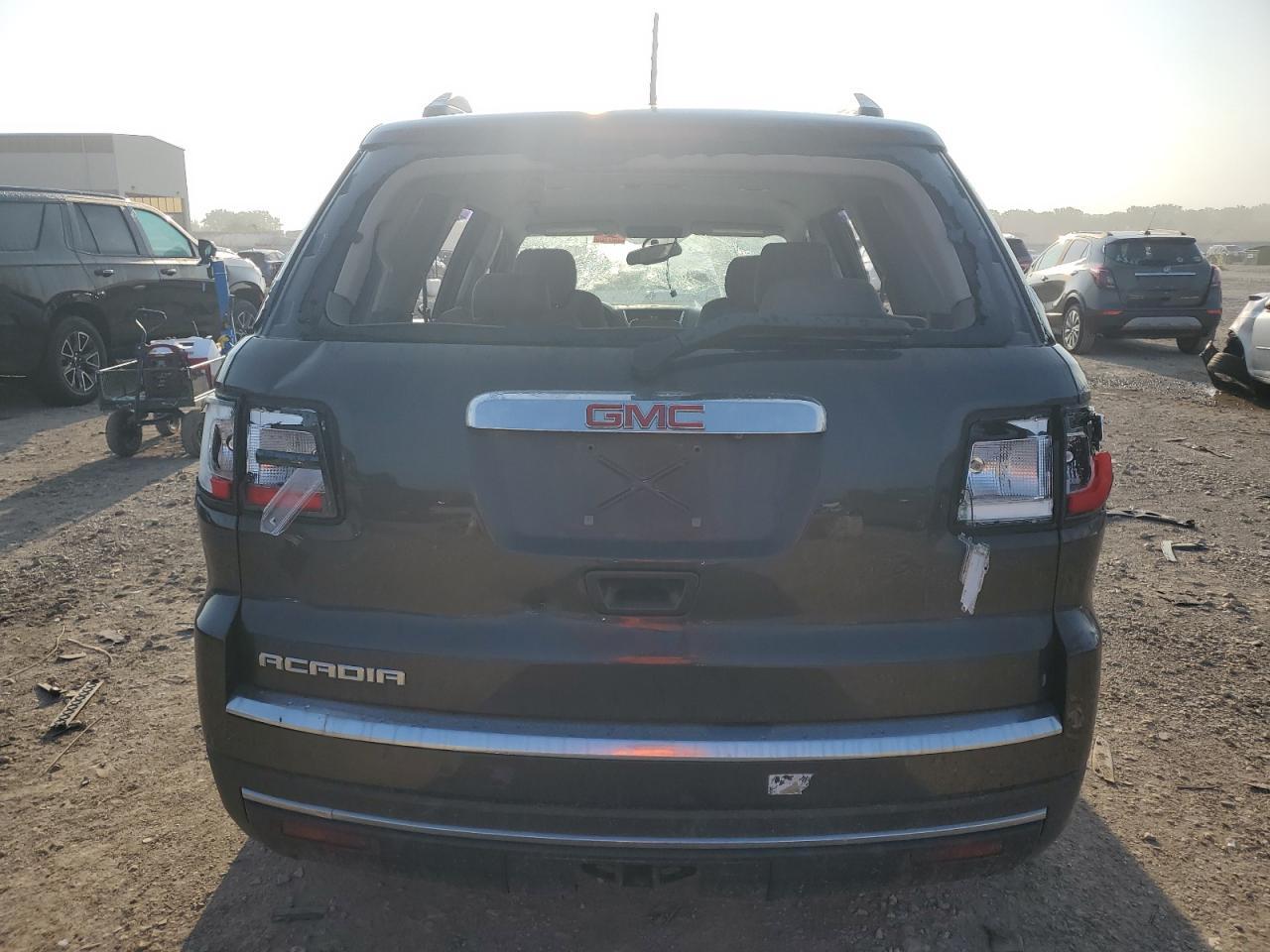 2015 GMC Acadia Sle - Image 6