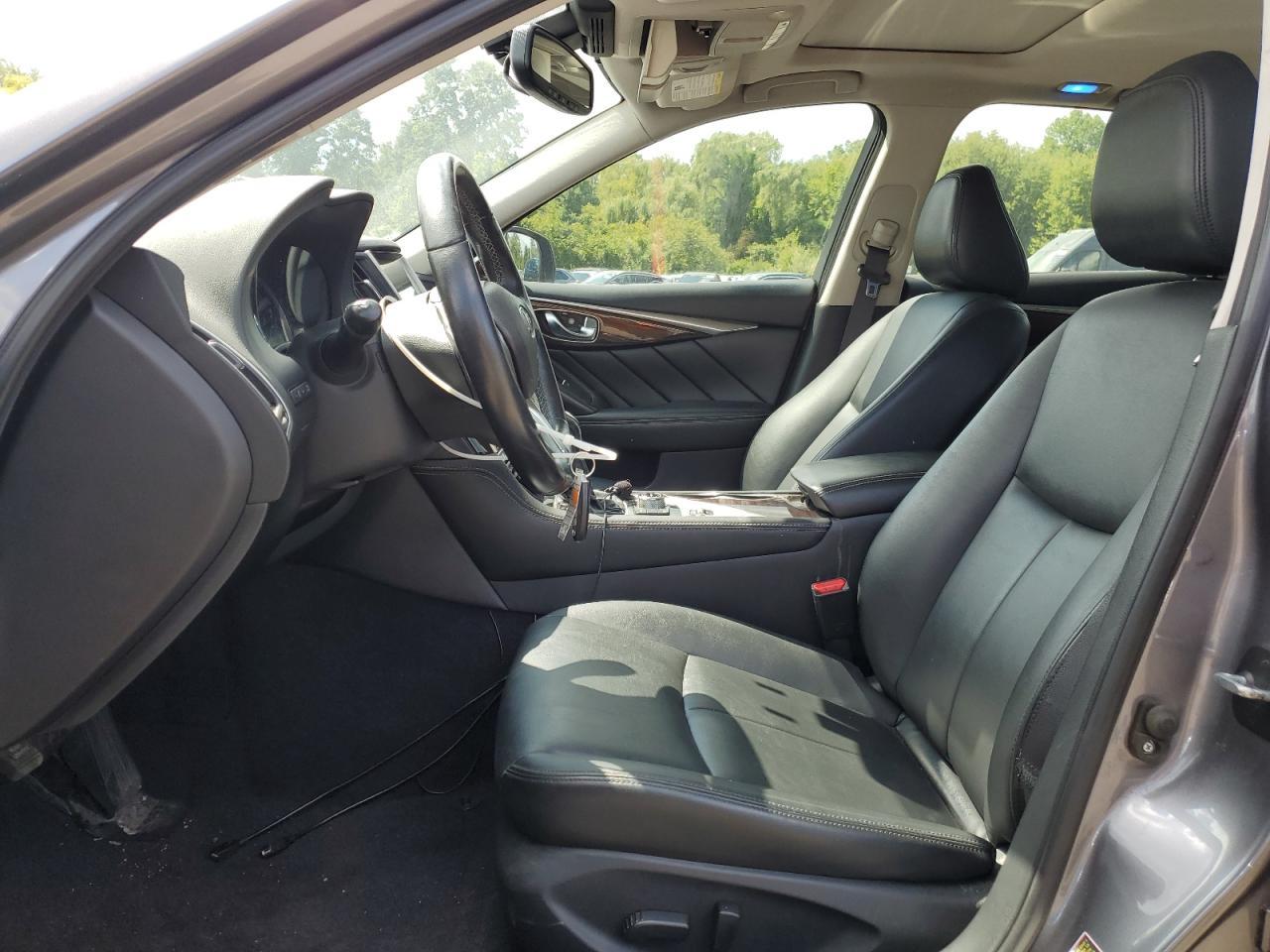 2018 Infiniti Q50 Luxe - Image 7