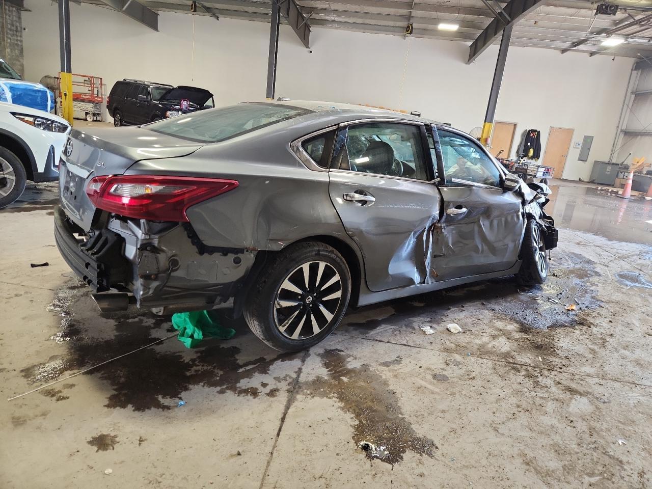 2018 Nissan Altima 2.5 - Фото 3