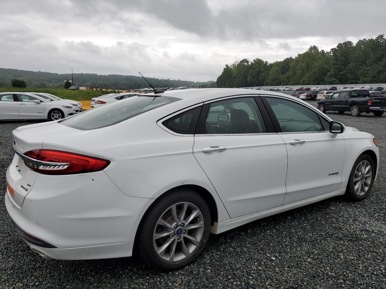 2017 Ford Fusion Se Hybrid - Image 3