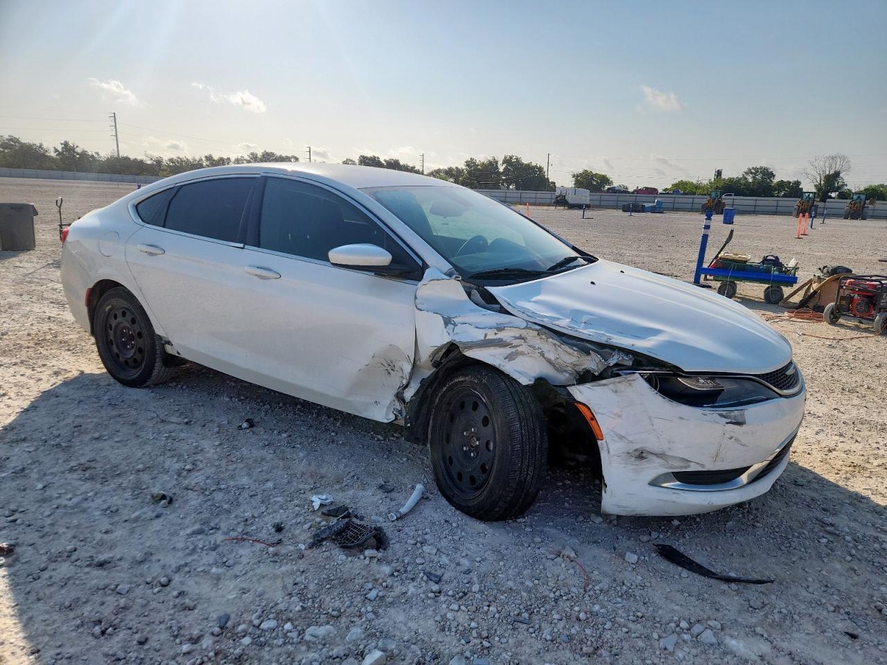 2015 Chrysler 200 Limited - Image 4