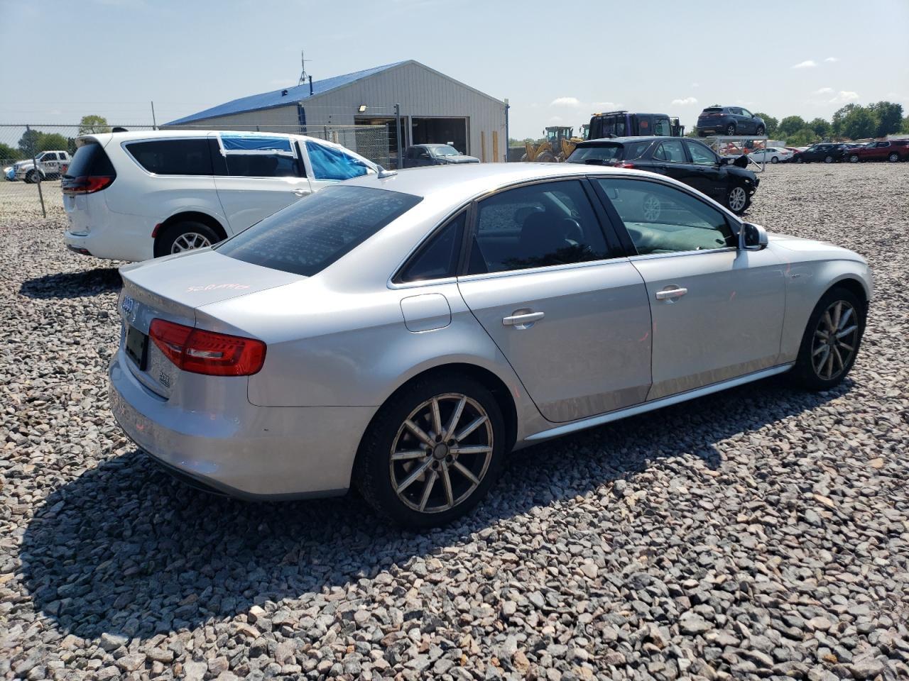 2015 Audi A4 Premium - Image 3