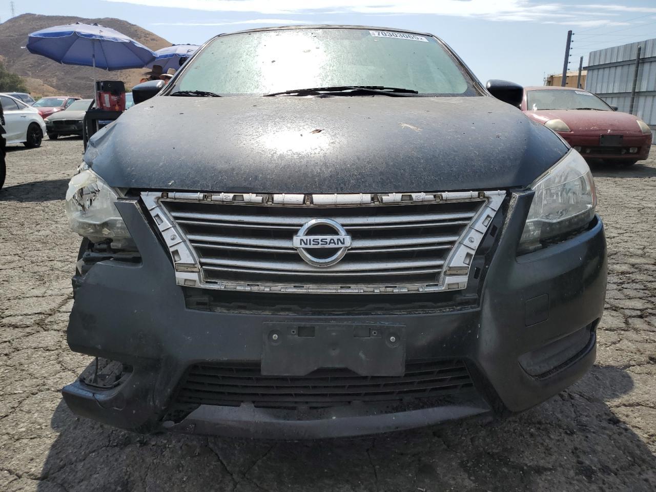 2015 Nissan Sentra S - Фото 5