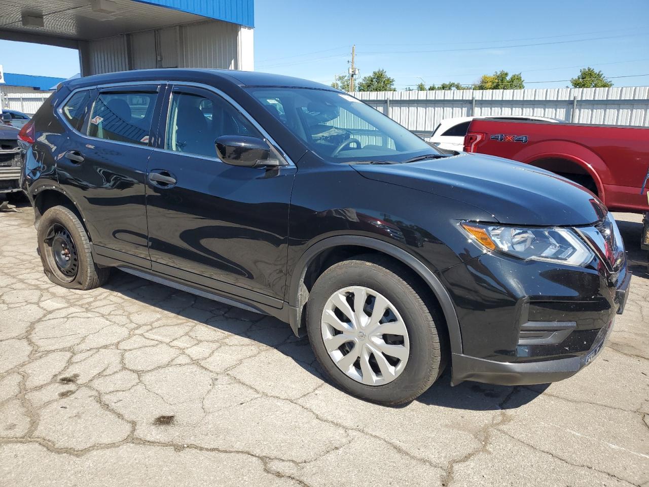 2020 Nissan Rogue S - Фото 4