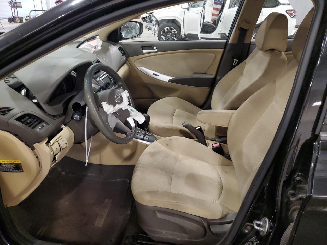 2012 Hyundai Accent Gls - Фото 7