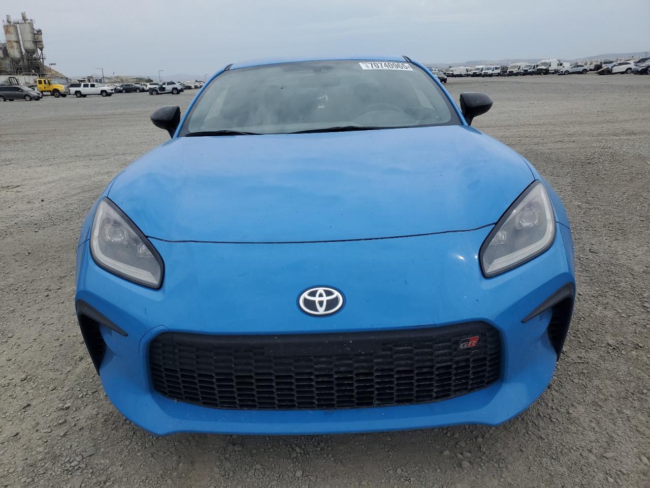 2023 Toyota Gr 86 Premium - Image 5