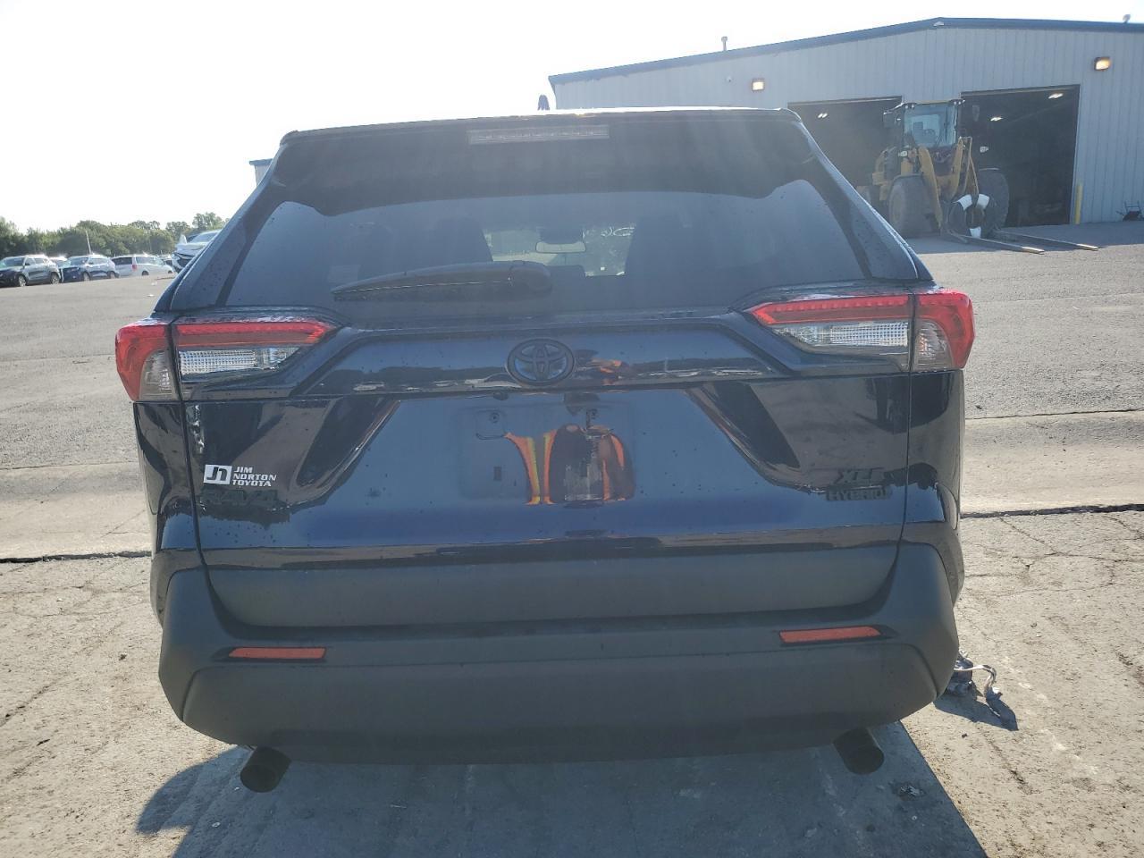 2024 Toyota Rav4 Xle Premium - Фото 6