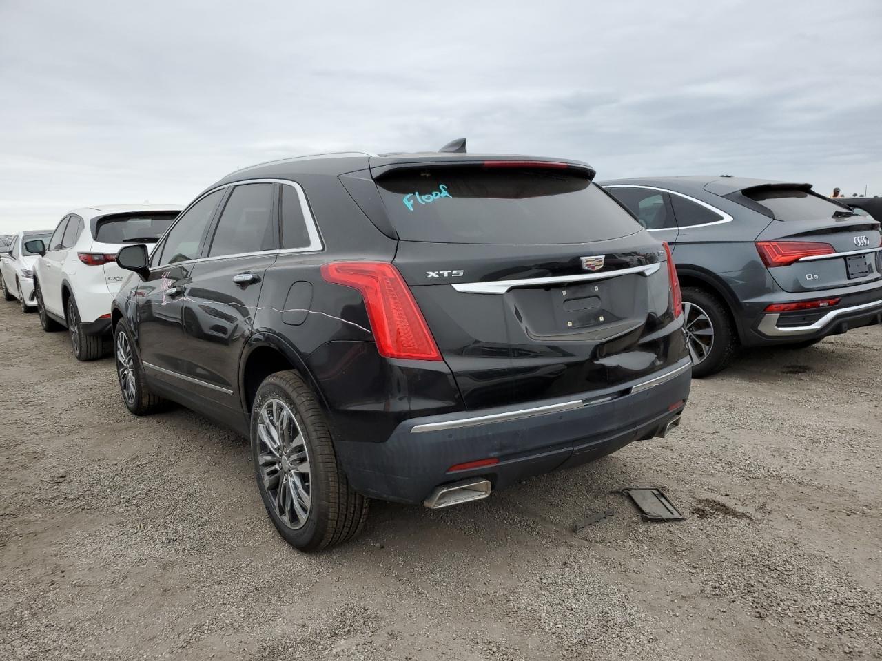 2018 Cadillac Xt5 Premium Luxury - Image 2