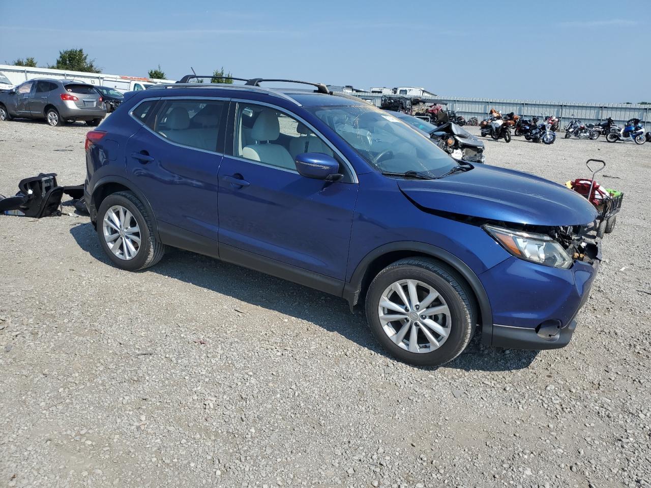 2018 Nissan Rogue Sport S - Image 4