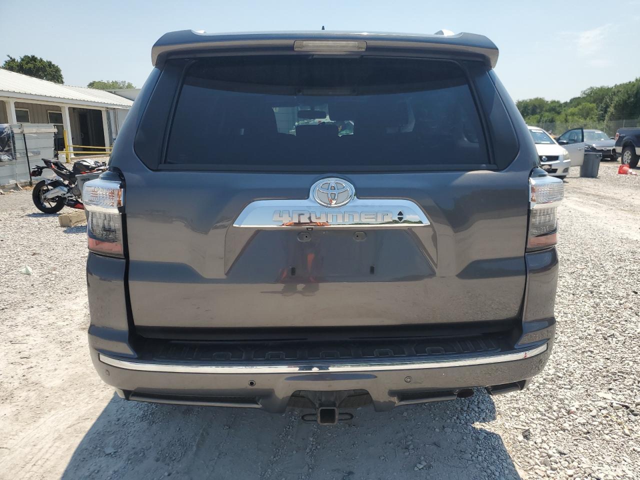 2014 Toyota 4Runner Sr5 - Image 6