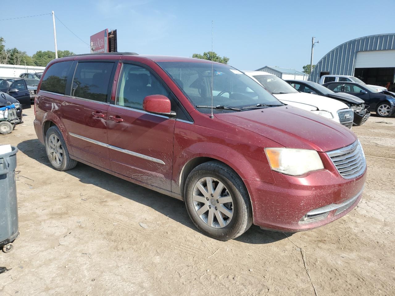 2013 Chrysler Town & Country Touring - Фото 4