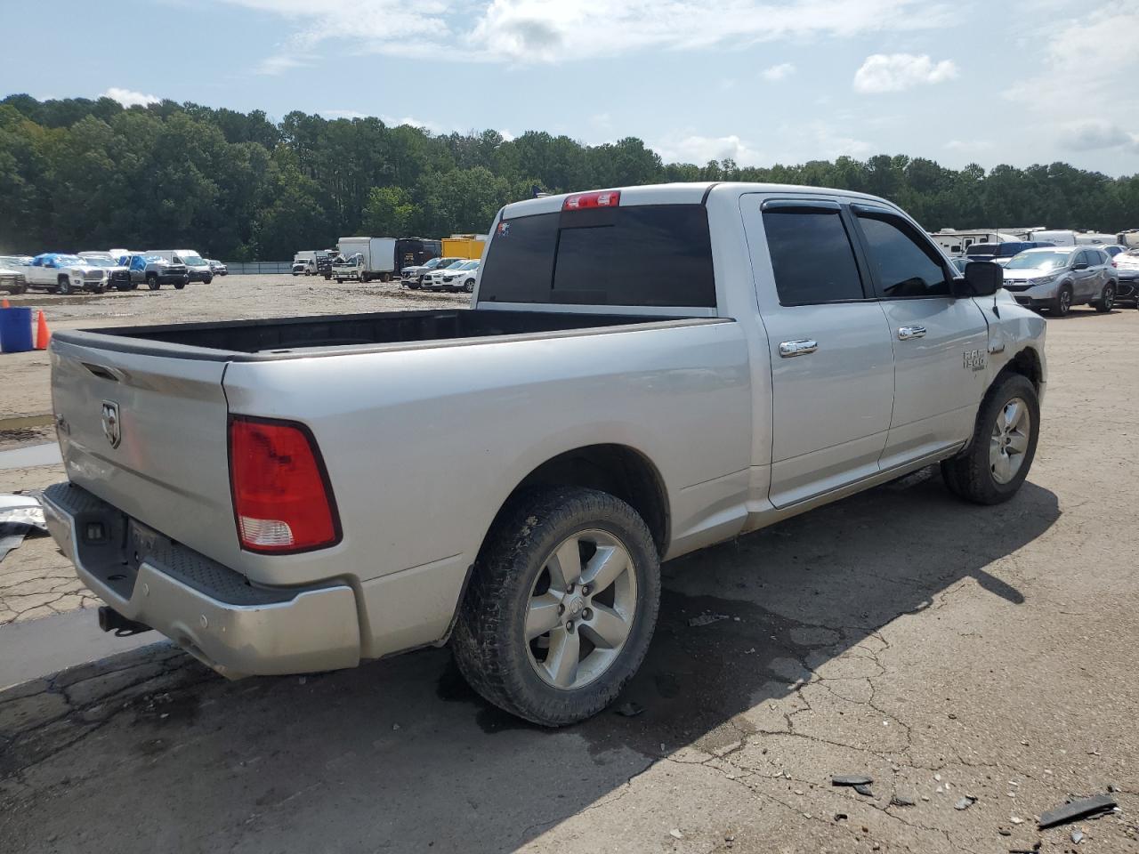 2019 Ram 1500 Classic Slt - Фото 3