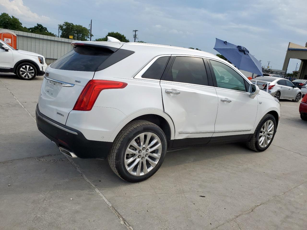 2019 Cadillac Xt5 Premium Luxury - Image 3