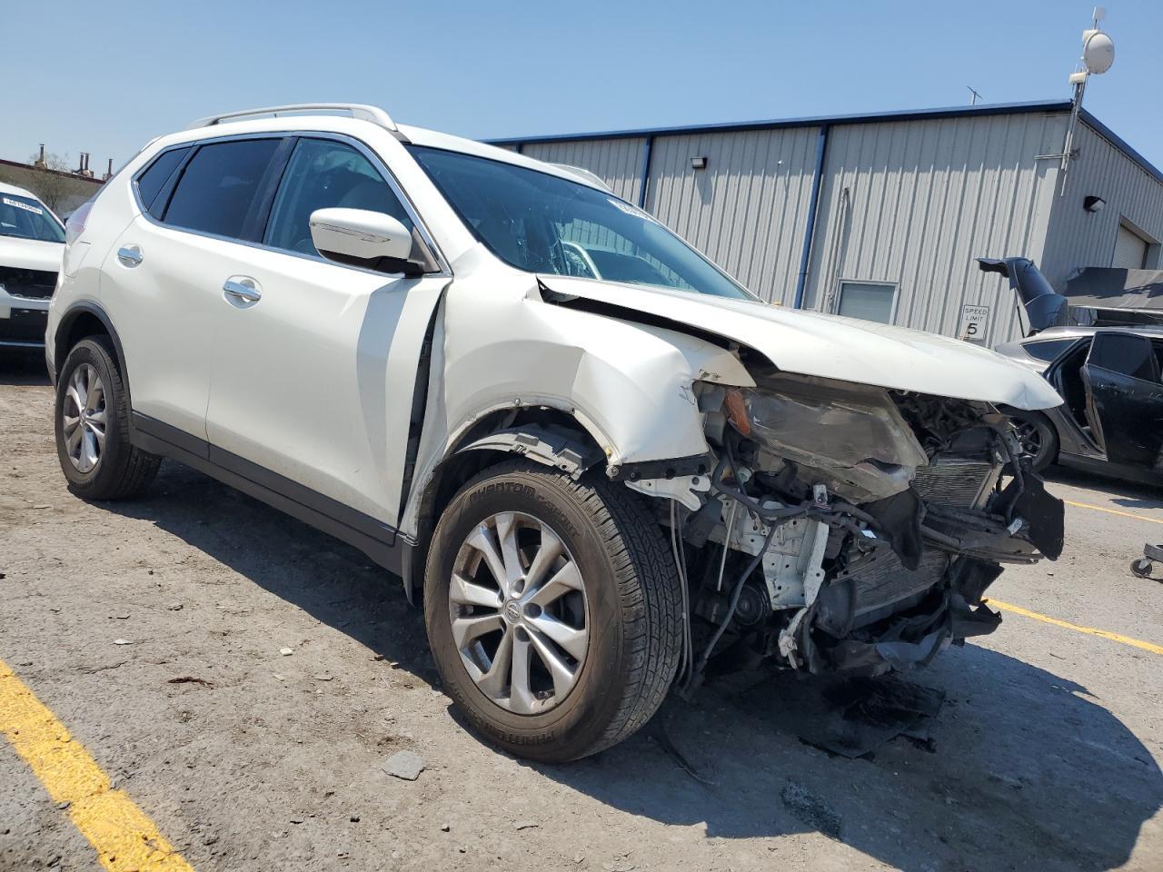 2015 Nissan Rogue S - Фото 4