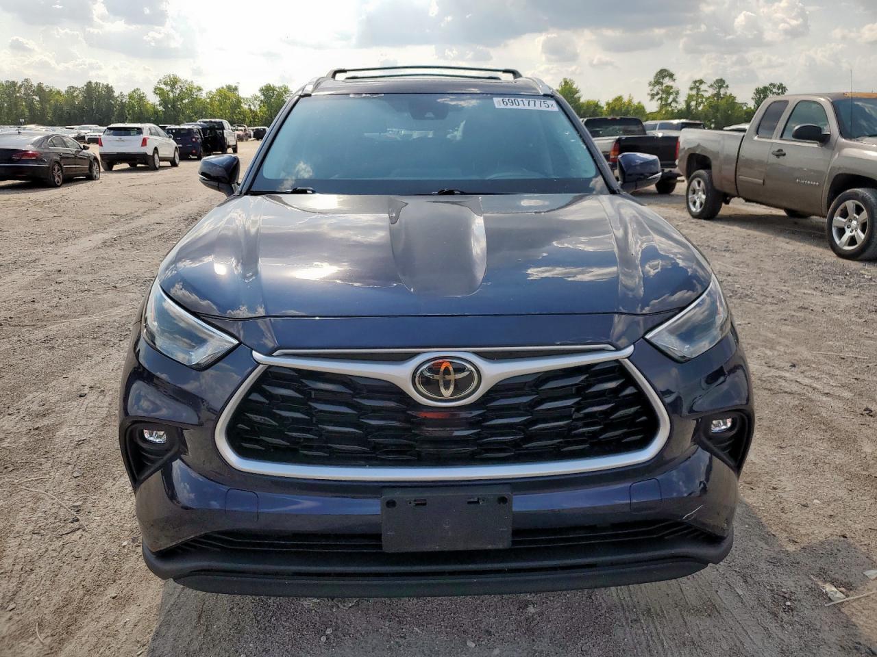 2022 Toyota Highlander Xle - Фото 5