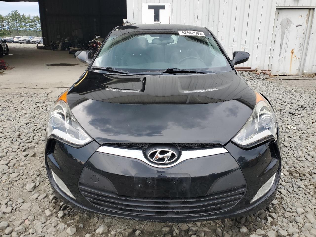 2015 Hyundai Veloster - Фото 5