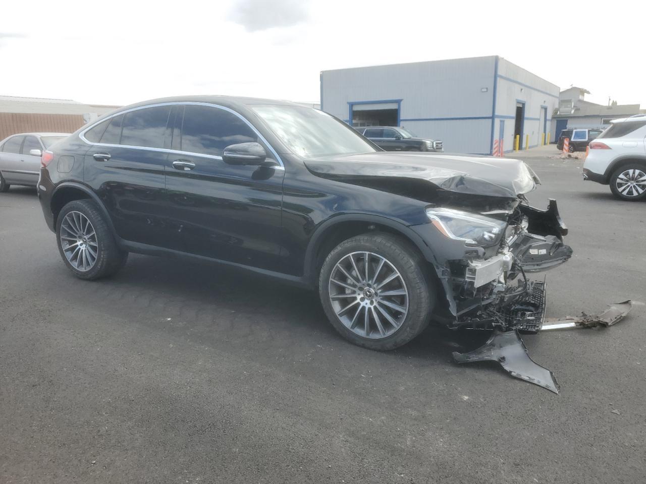 2023 Mercedes-Benz Glc Coupe 300 4Matic - Image 4