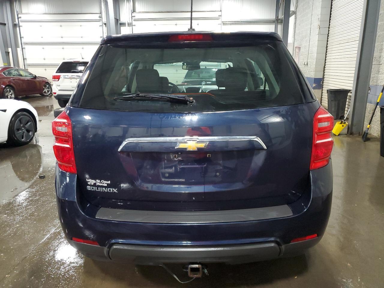 2017 Chevrolet Equinox Ls - Фото 6