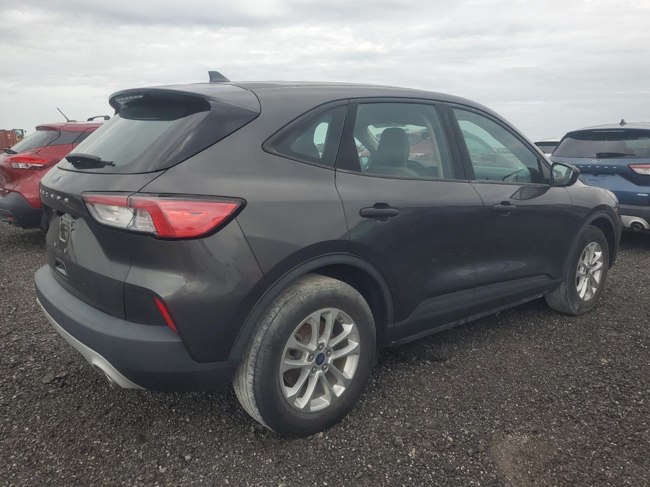 2020 Ford Escape S - Фото 3