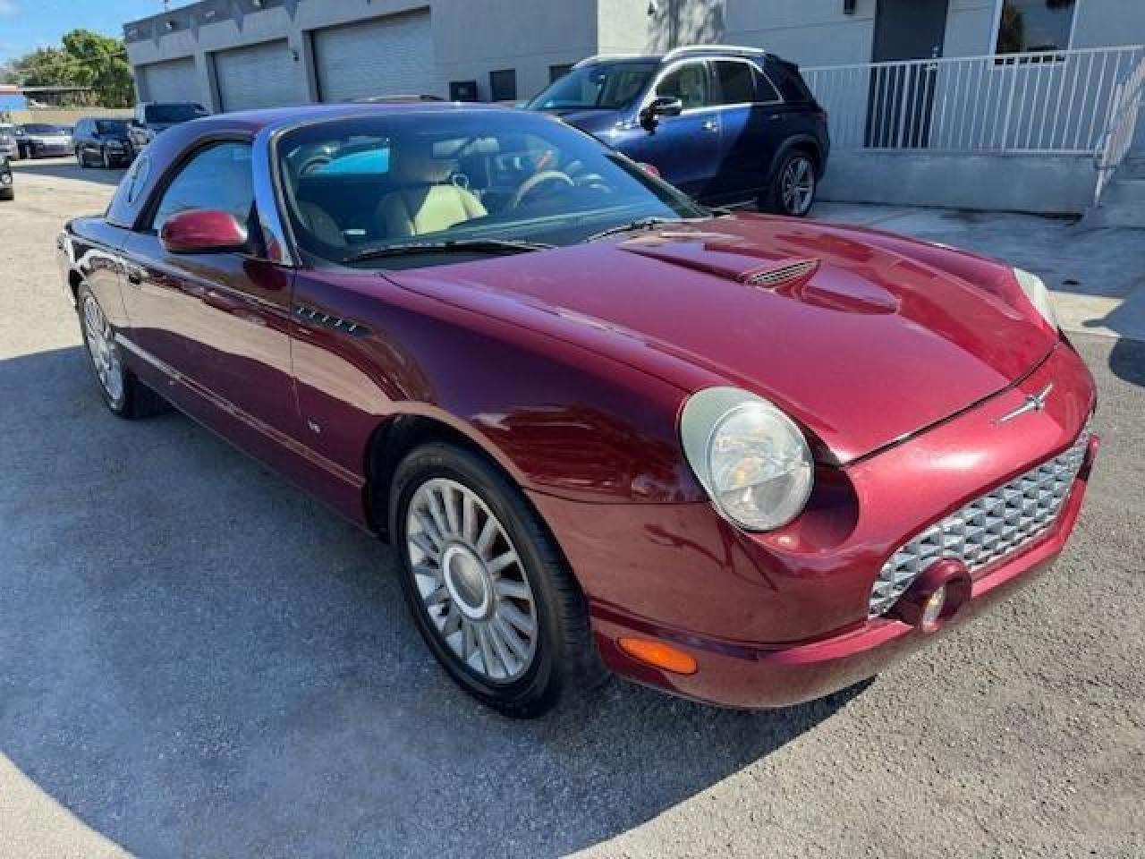 2004 Ford Thunderbird - Image 4