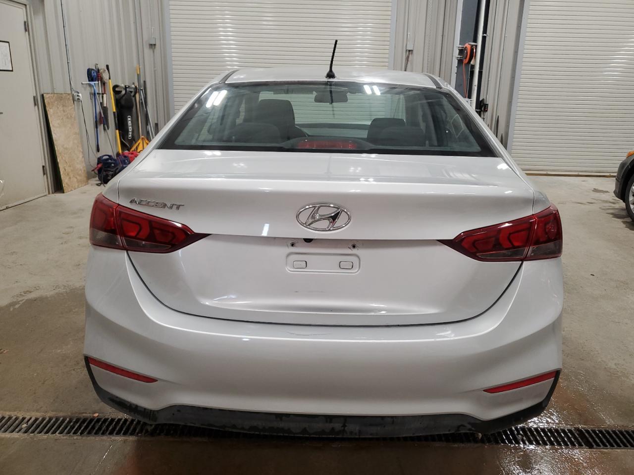 2019 Hyundai Accent Se - Фото 6