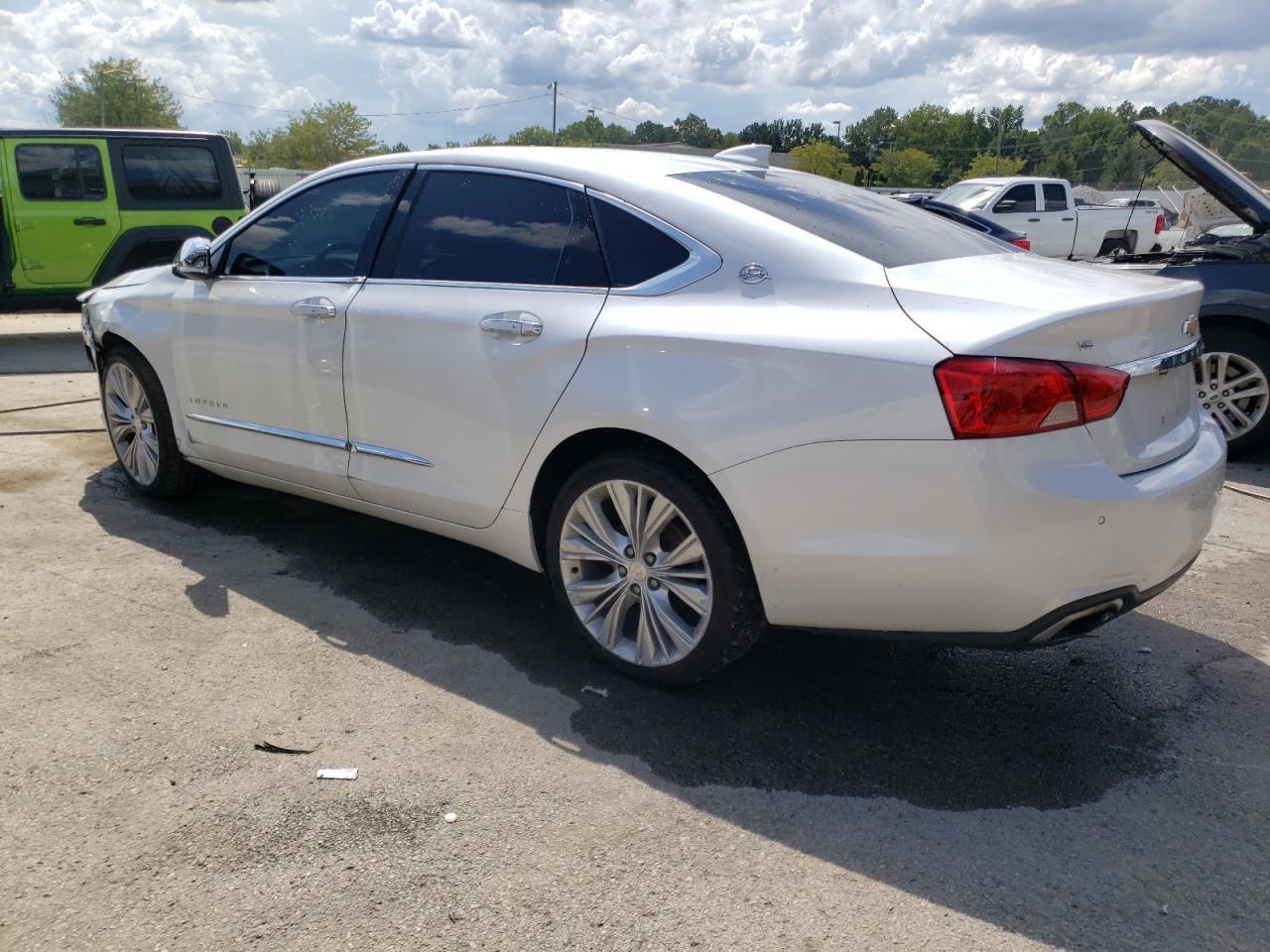 2017 Chevrolet Impala Premier - Фото 2