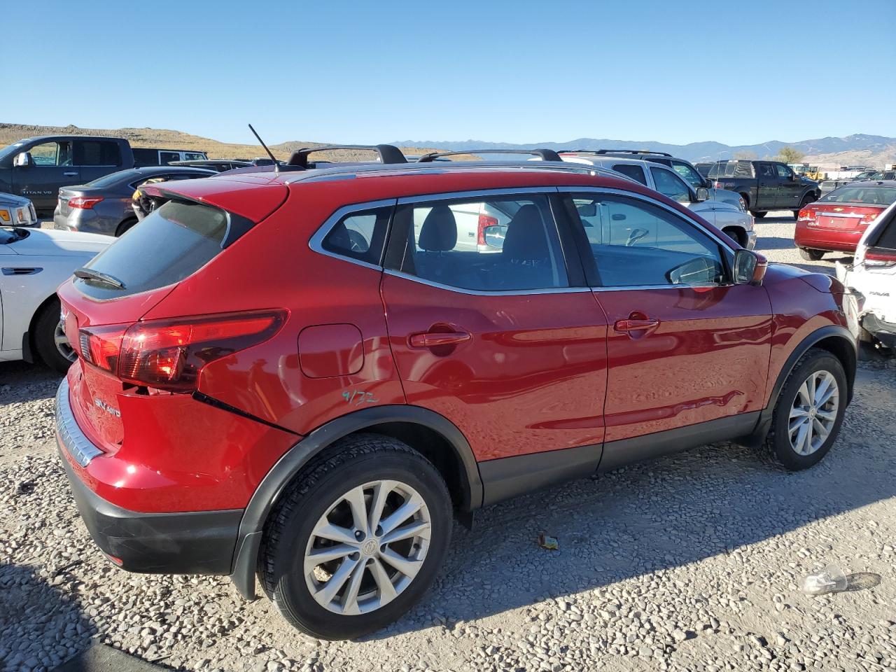 2018 Nissan Rogue Sport S - Фото 3