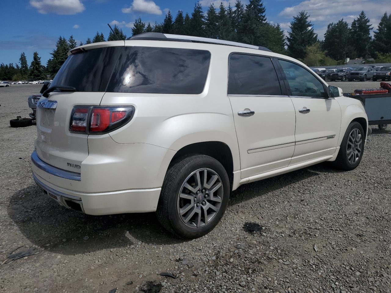 2013 GMC Acadia Denali - Фото 3