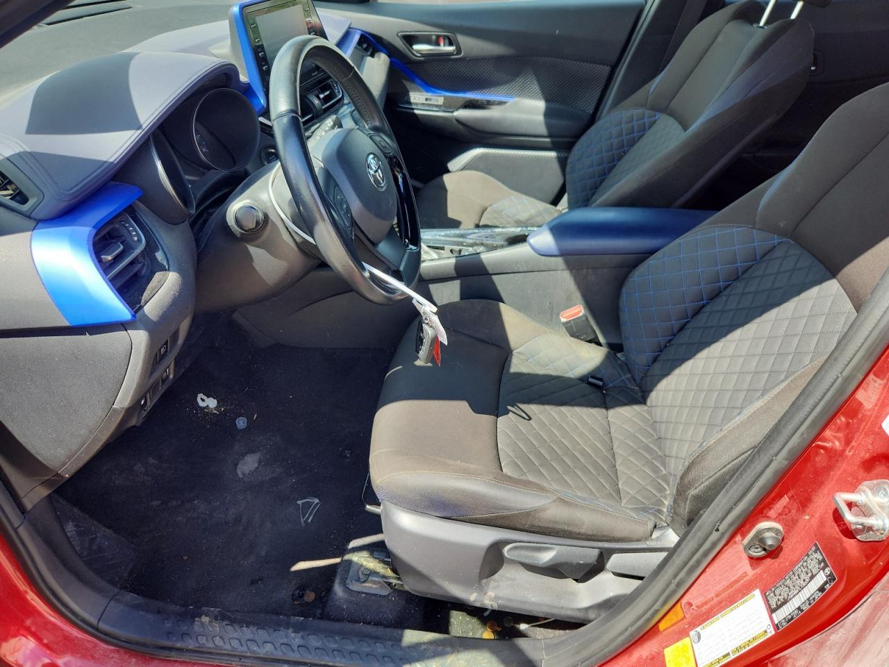 2020 Toyota C-Hr Xle - Image 7