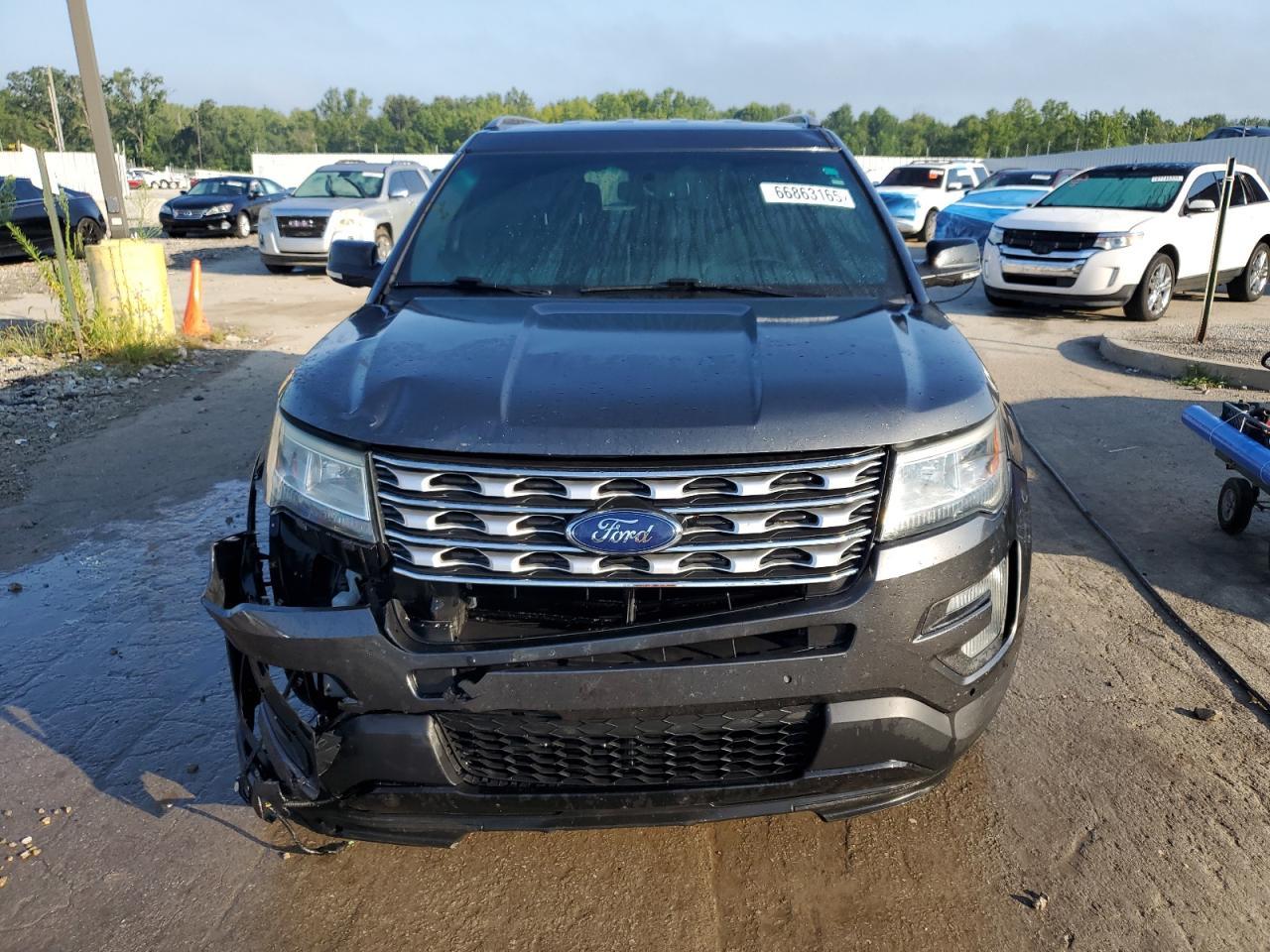 2017 Ford Explorer Xlt - Фото 5