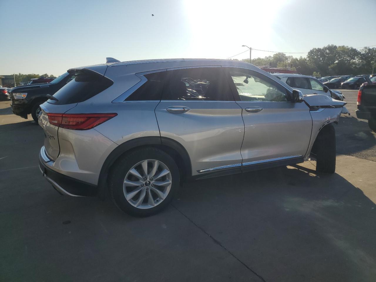 2019 Infiniti Qx50 Essential - Фото 3