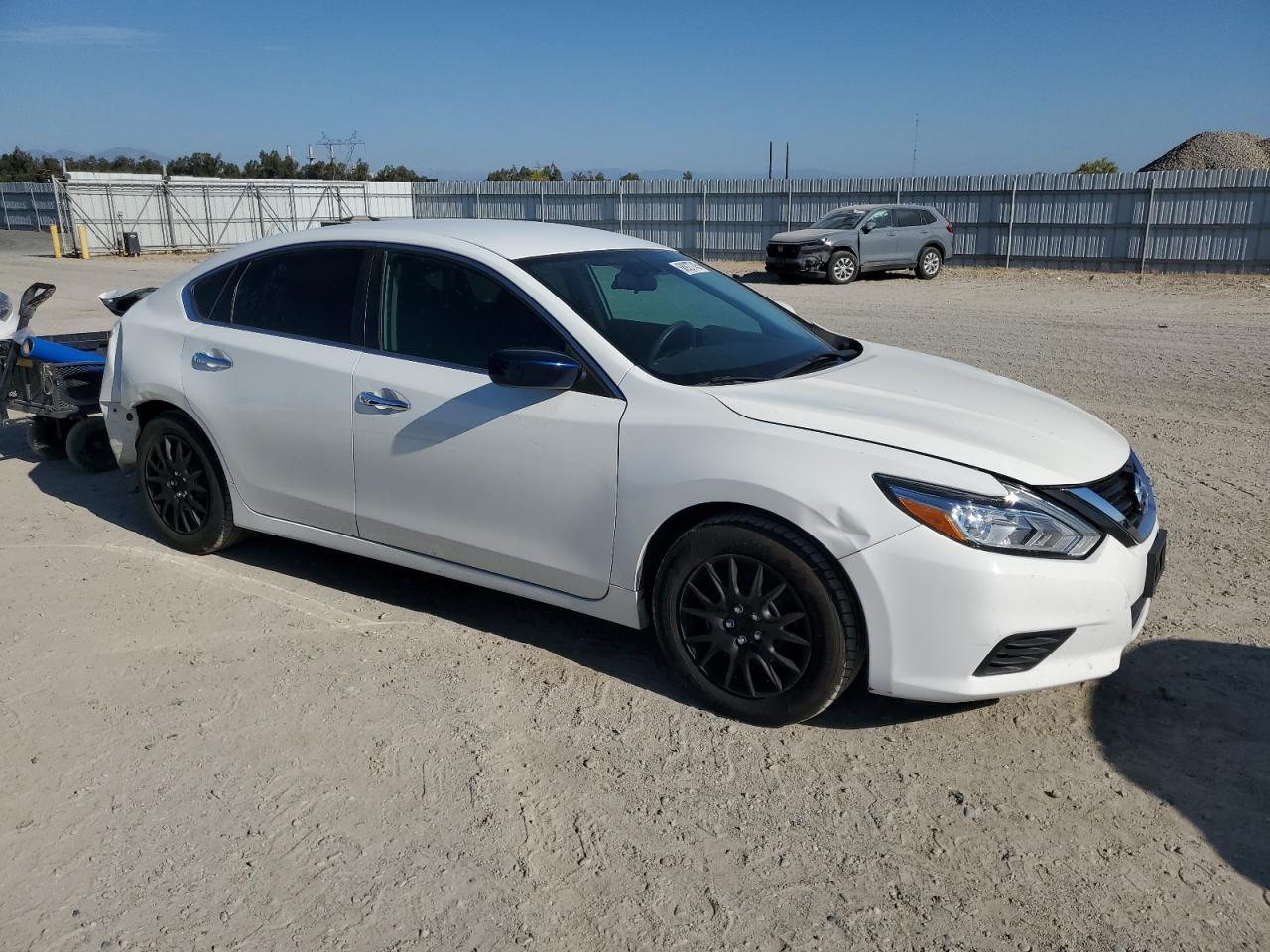 2016 Nissan Altima 2.5 - Фото 4