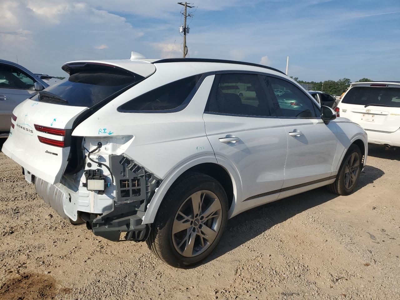 2025 Genesis Gv70 Base - Фото 3