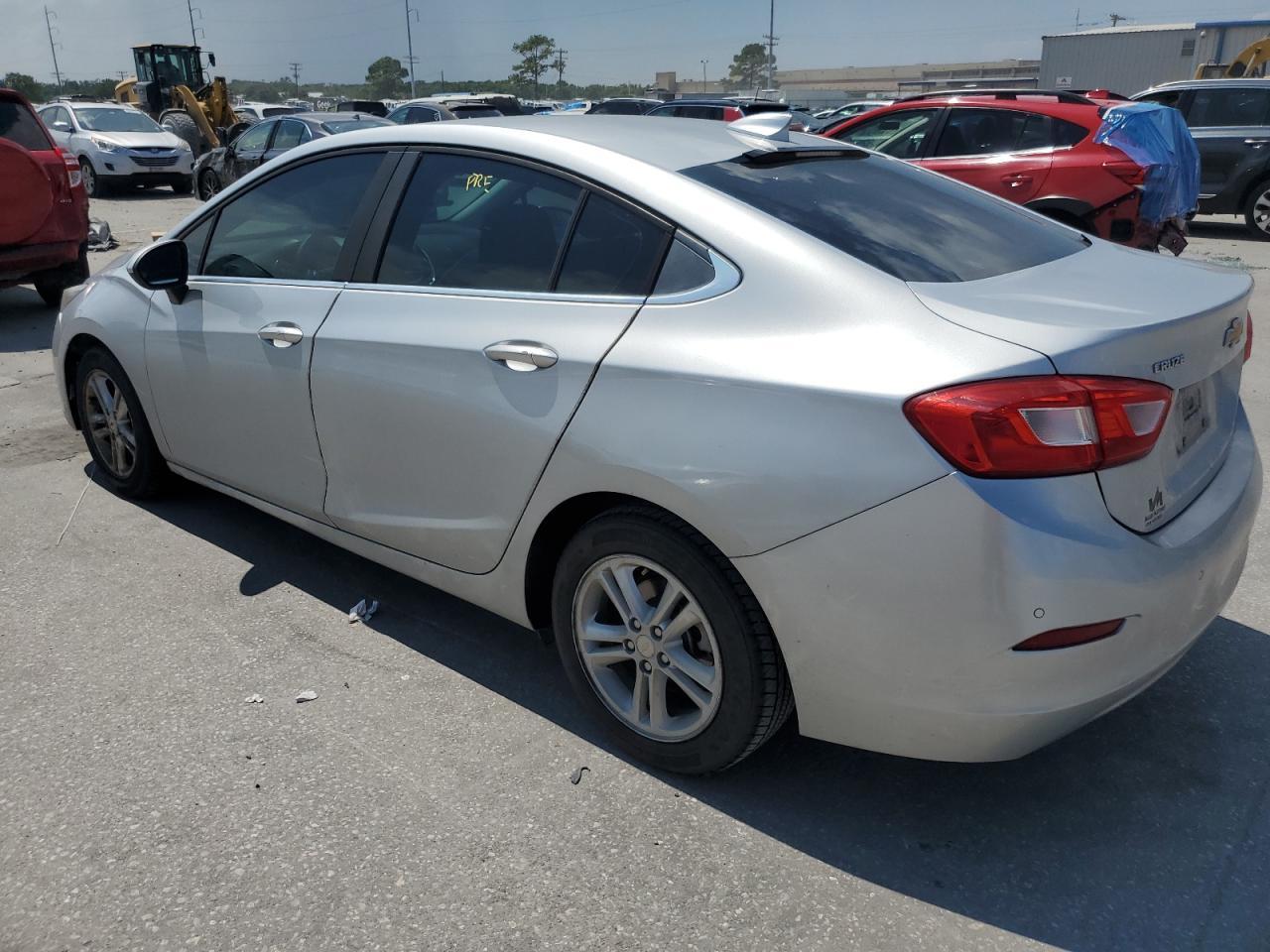 2016 Chevrolet Cruze Lt - Фото 2